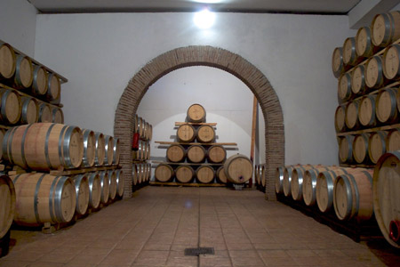 ¿Por qué los recipientes grandes logran mejores vinos?